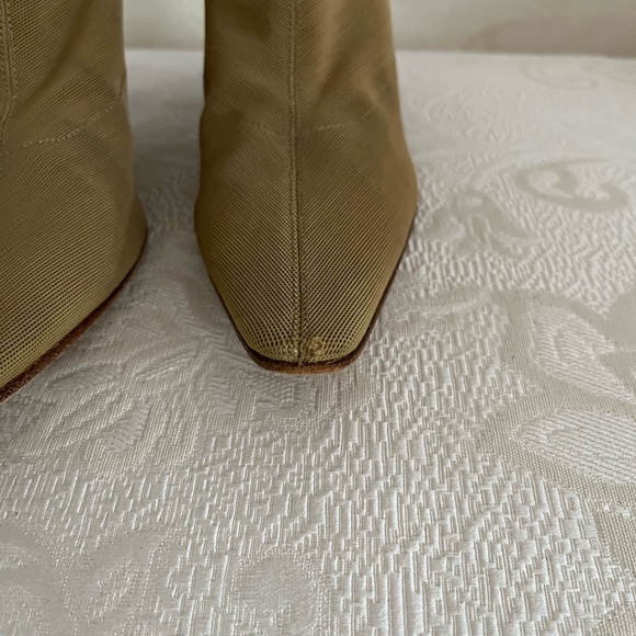 Sergio Rossi vintage fabulous tan sock boot with leather trim on the backside. - Picture 3 of 12